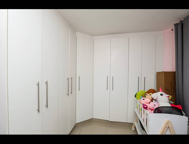 3 BEDROOM SECTIONAL TITLE FOR SALE IN MORNINGSIDE